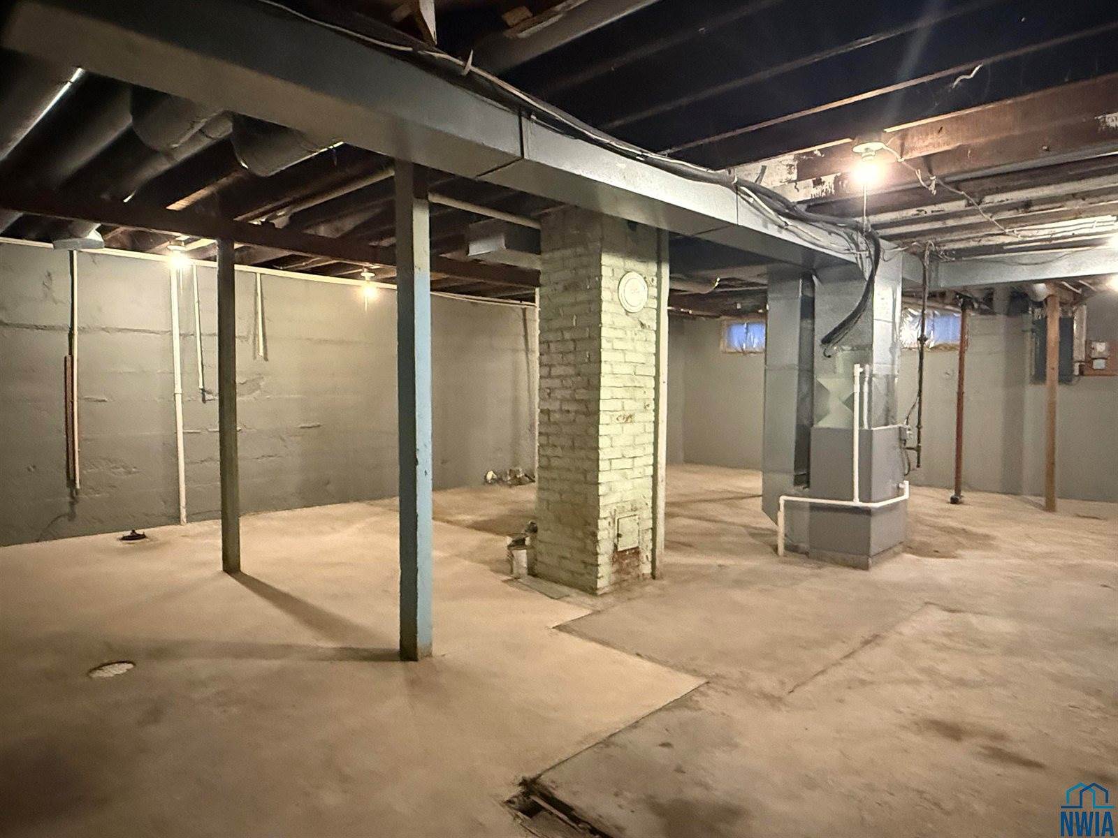 501 S 1st St, Akron, IA 51001