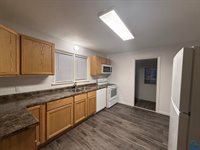 501 S 1st St, Akron, IA 51001