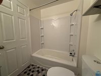 501 S 1st St, Akron, IA 51001