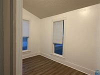 501 S 1st St, Akron, IA 51001