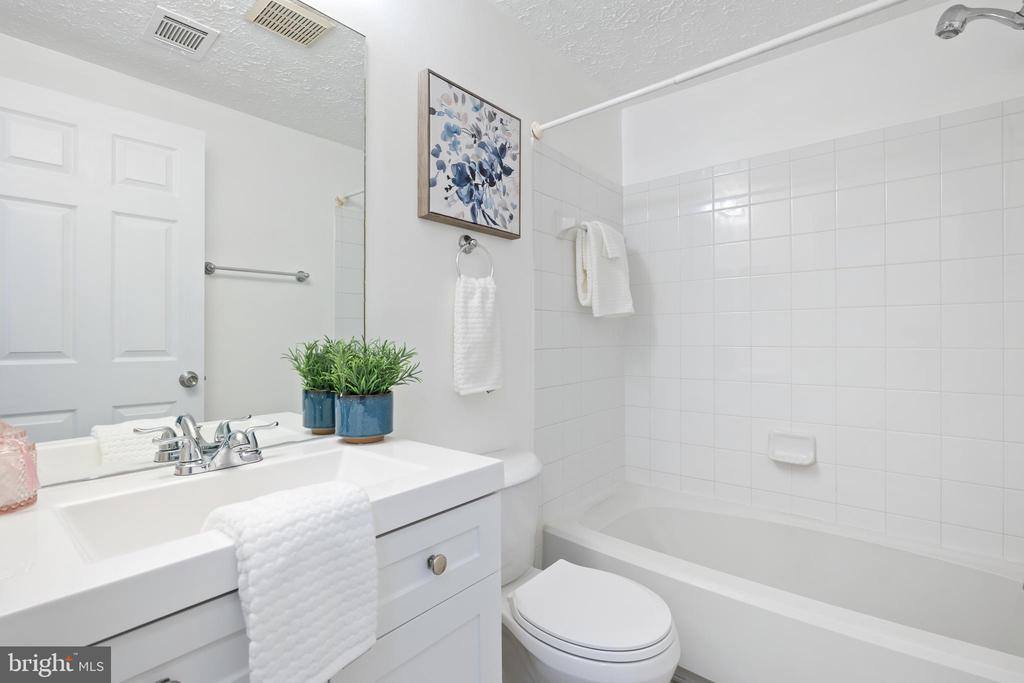 13305 Demetrias Way, Germantown, MD 20874