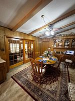 2 South Pineview Dr, Texarkana, TX 75501