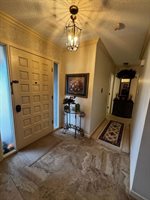 2 South Pineview Dr, Texarkana, TX 75501