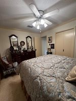 2 South Pineview Dr, Texarkana, TX 75501