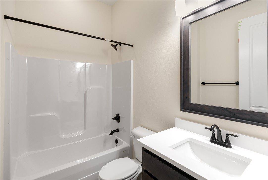 1602 SW Montrose Avenue, Bentonville, AR 72713