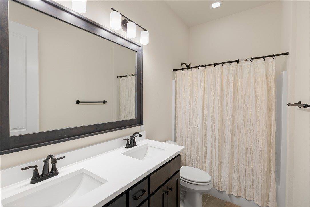 1602 SW Montrose Avenue, Bentonville, AR 72713