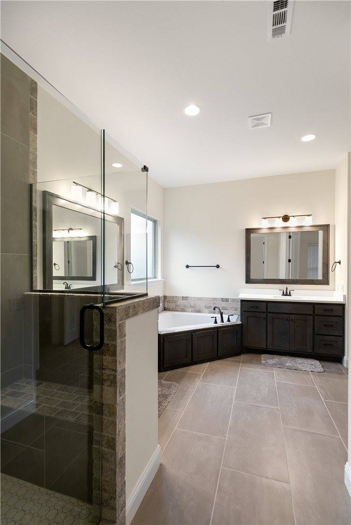 1602 SW Montrose Avenue, Bentonville, AR 72713