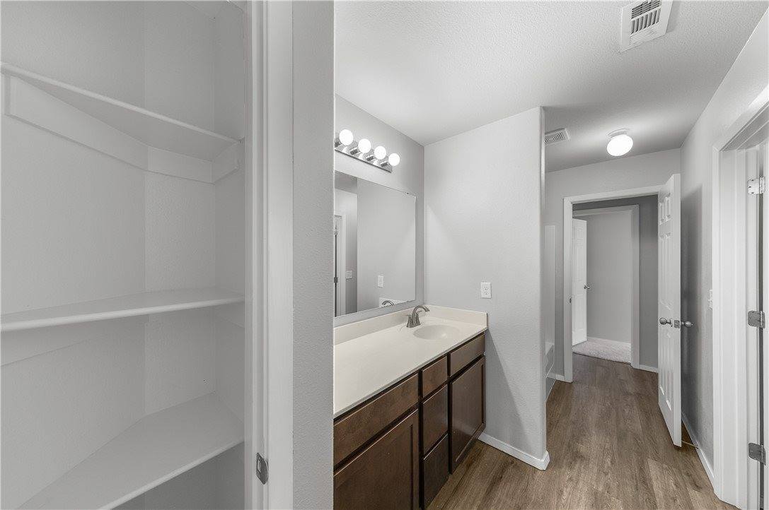 1650 King Road, Centerton, AR 72719