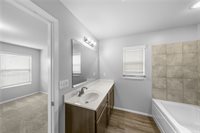 1650 King Road, Centerton, AR 72719