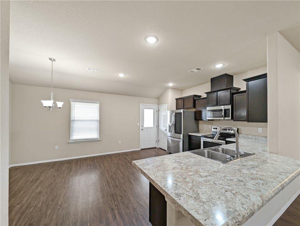 6706 SW Chestnut Hill Road, Bentonville, AR 72713