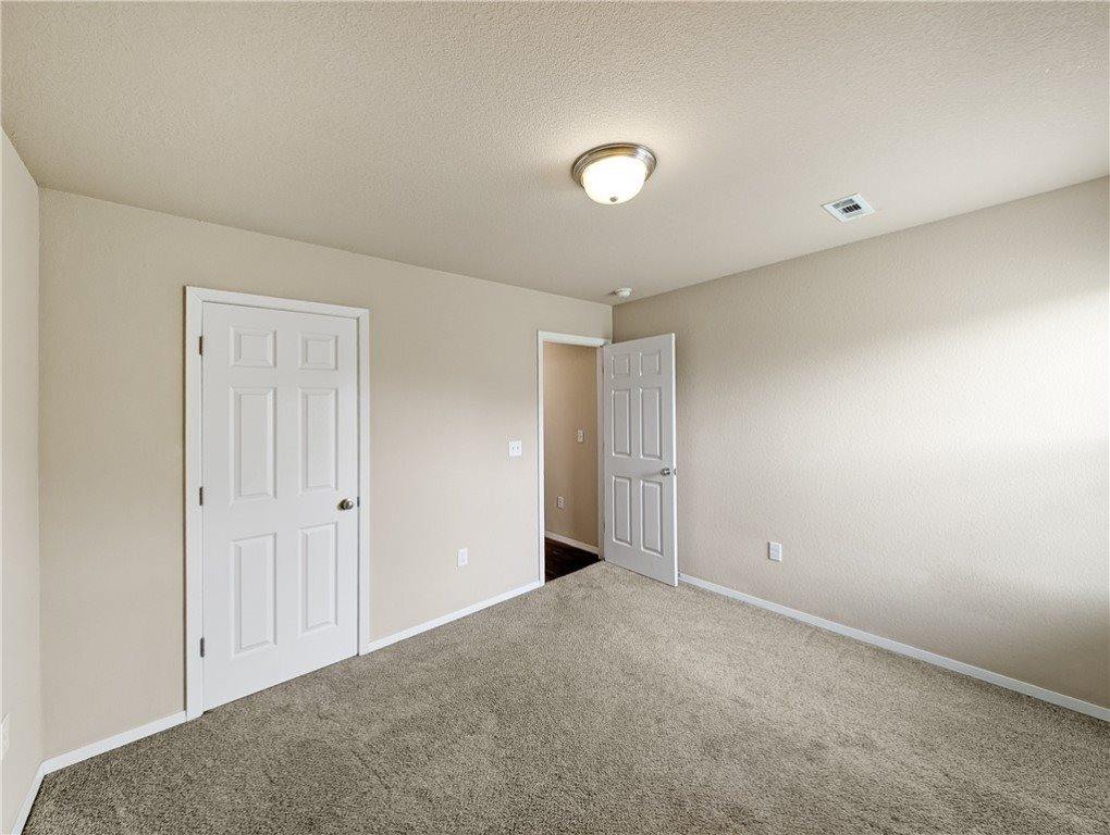 6706 SW Chestnut Hill Road, Bentonville, AR 72713