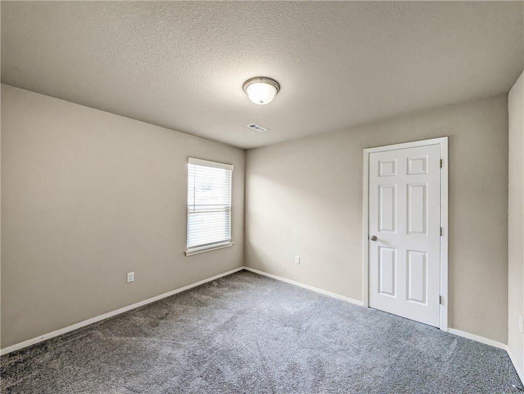 6706 SW Chestnut Hill Road, Bentonville, AR 72713