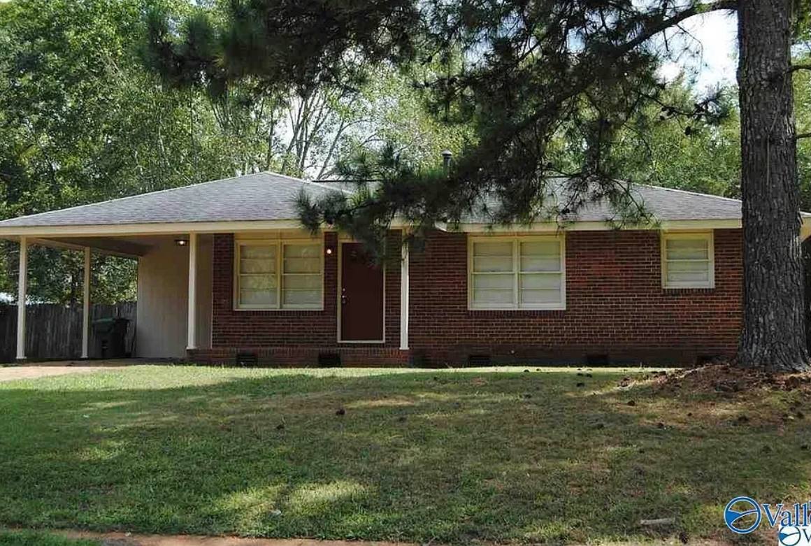 2208 Glen Iris Circle NW, Huntsville, AL 35810