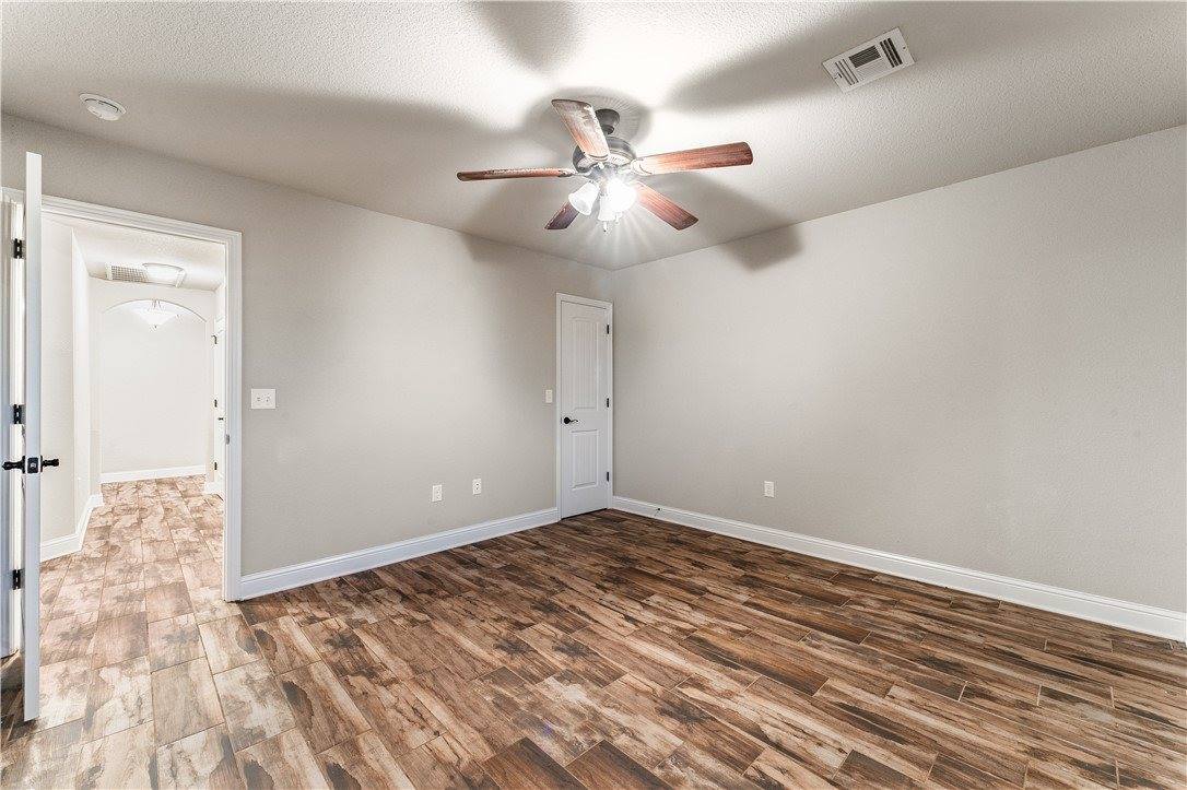 2091 Eagle Drive, Pea Ridge, AR 72751