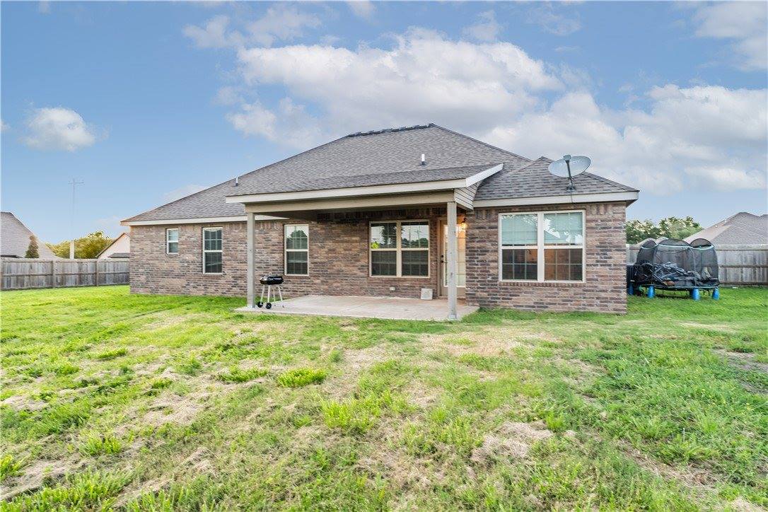 2091 Eagle Drive, Pea Ridge, AR 72751