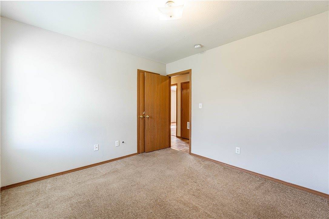 405 East Southern Trace Drive, Rogers, AR 72758