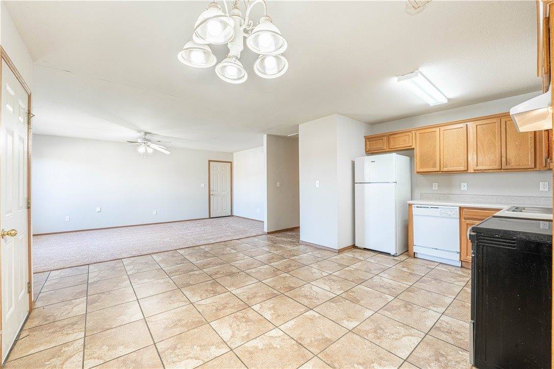 405 East Southern Trace Drive, Rogers, AR 72758