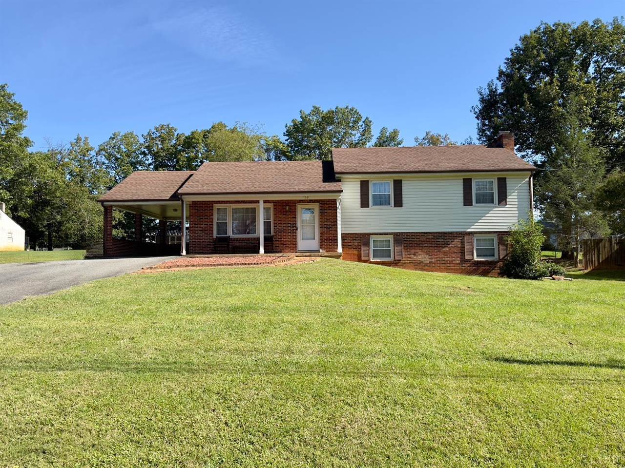139 Woodhaven Drive, Lynchburg, VA 24502