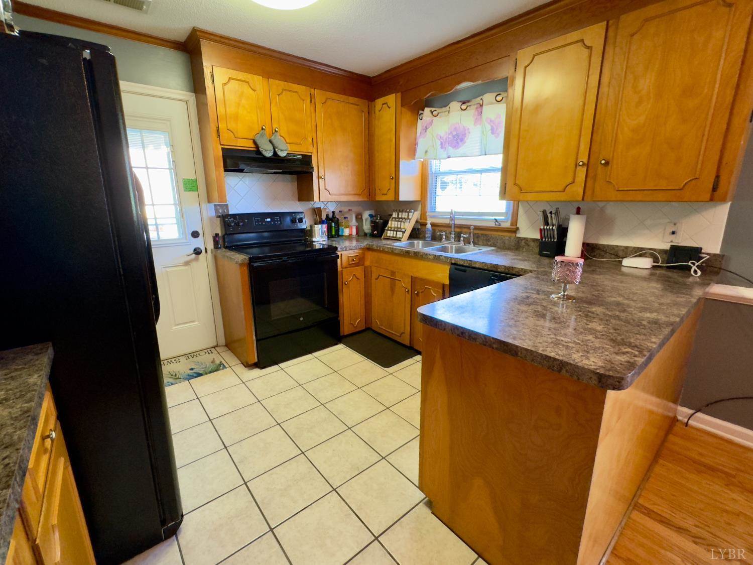 139 Woodhaven Drive, Lynchburg, VA 24502