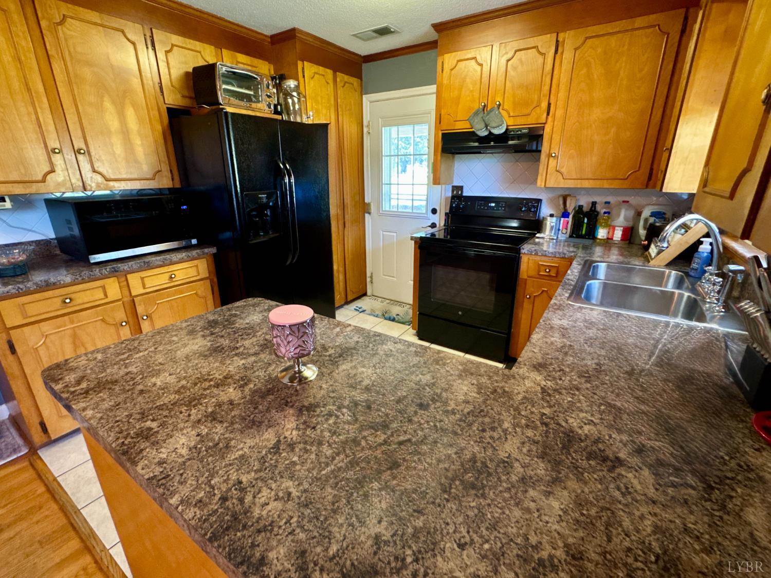 139 Woodhaven Drive, Lynchburg, VA 24502