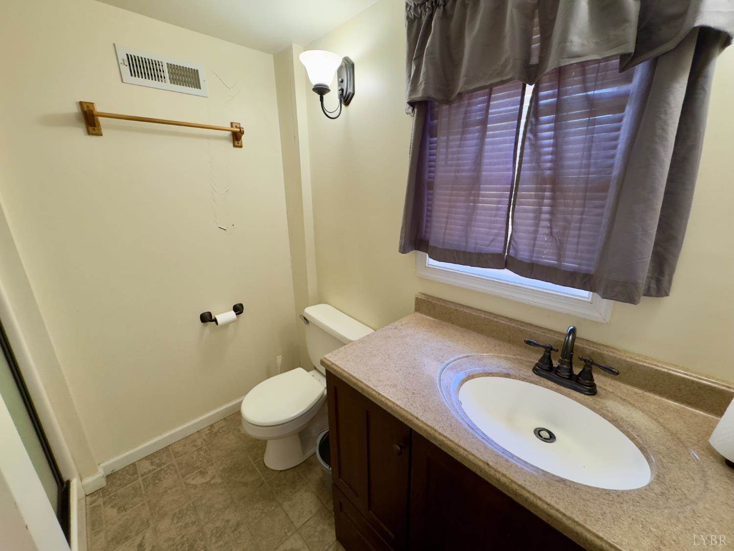 139 Woodhaven Drive, Lynchburg, VA 24502