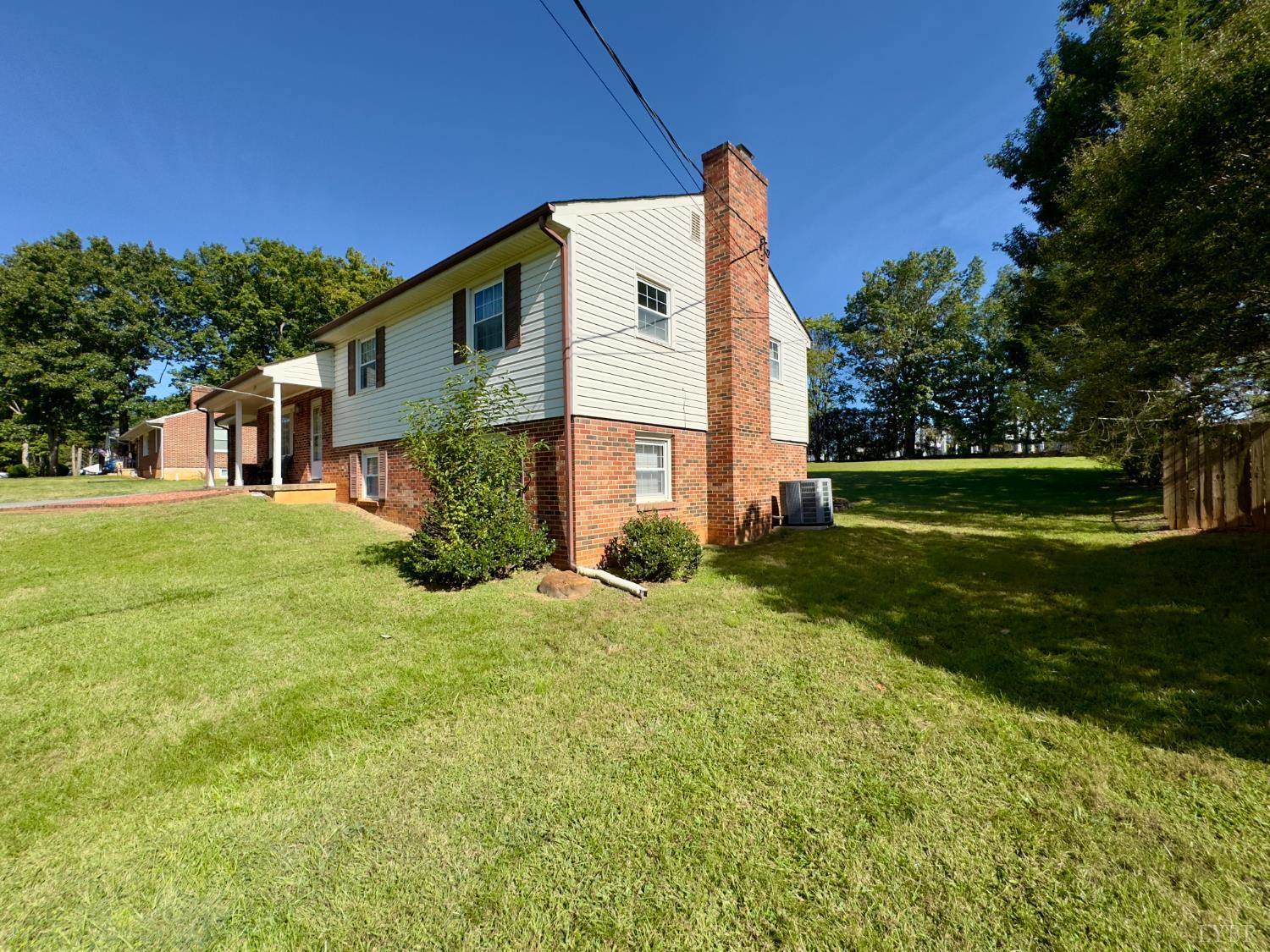 139 Woodhaven Drive, Lynchburg, VA 24502