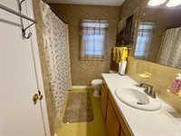 139 Woodhaven Drive, Lynchburg, VA 24502