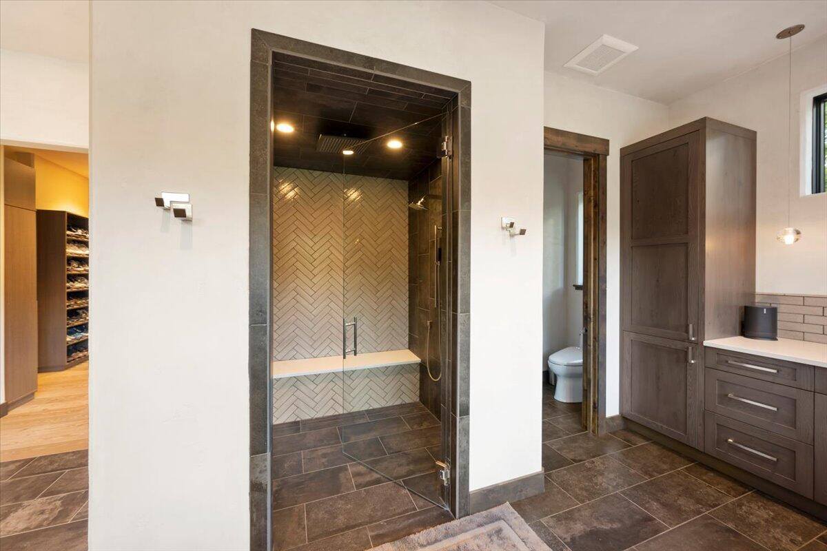 600 Whitefish Hills Drive, Whitefish, MT 59937