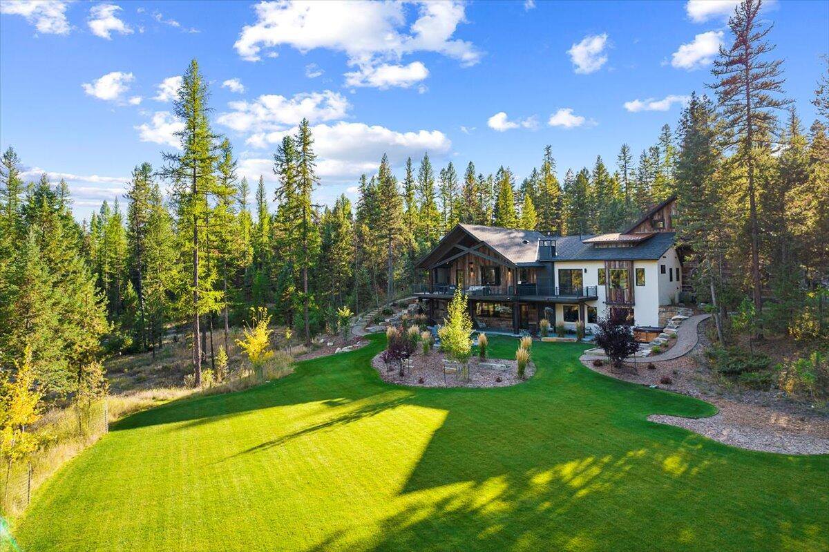 600 Whitefish Hills Drive, Whitefish, MT 59937