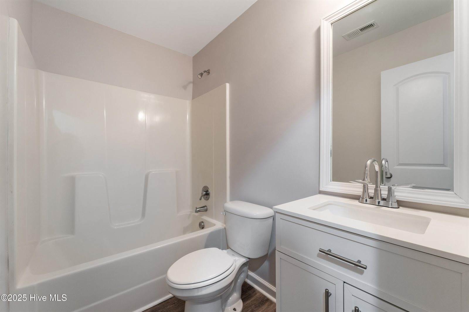 260 Rowland Drive, Richlands, NC 28574