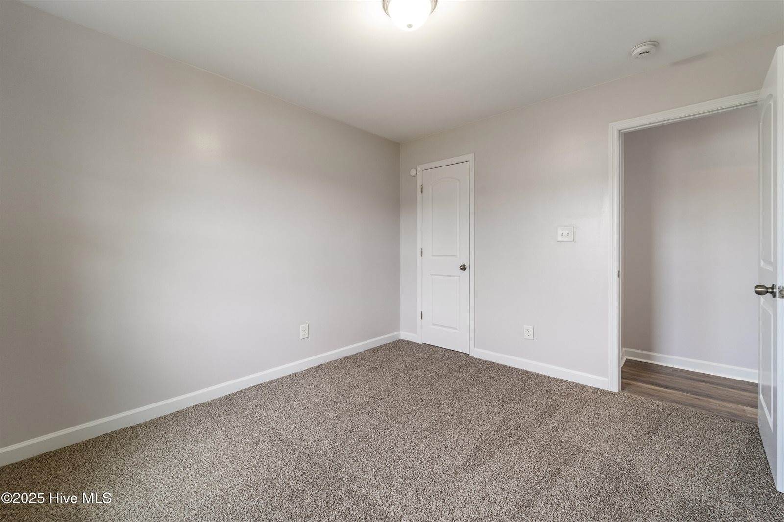 260 Rowland Drive, Richlands, NC 28574