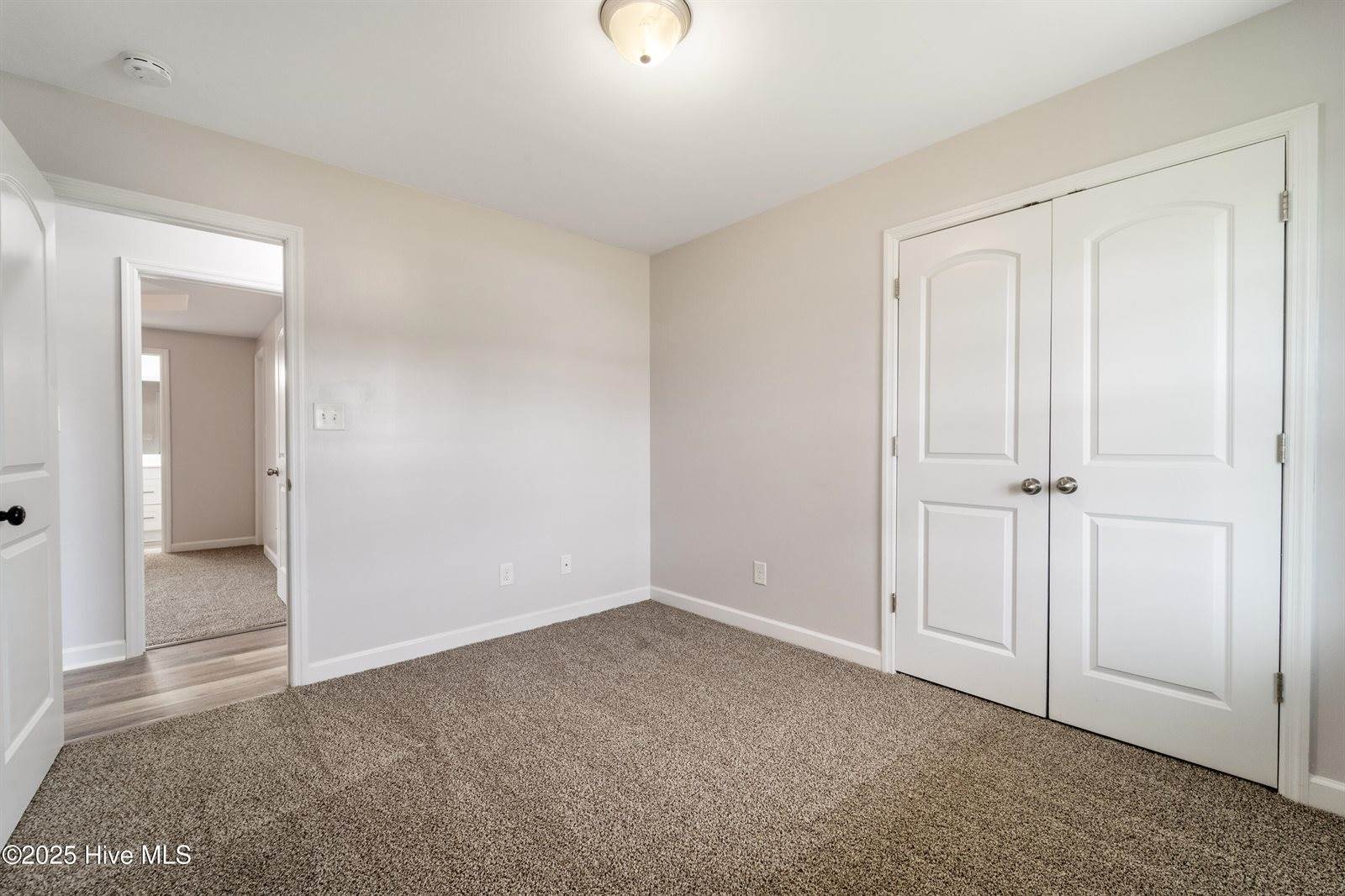 260 Rowland Drive, Richlands, NC 28574