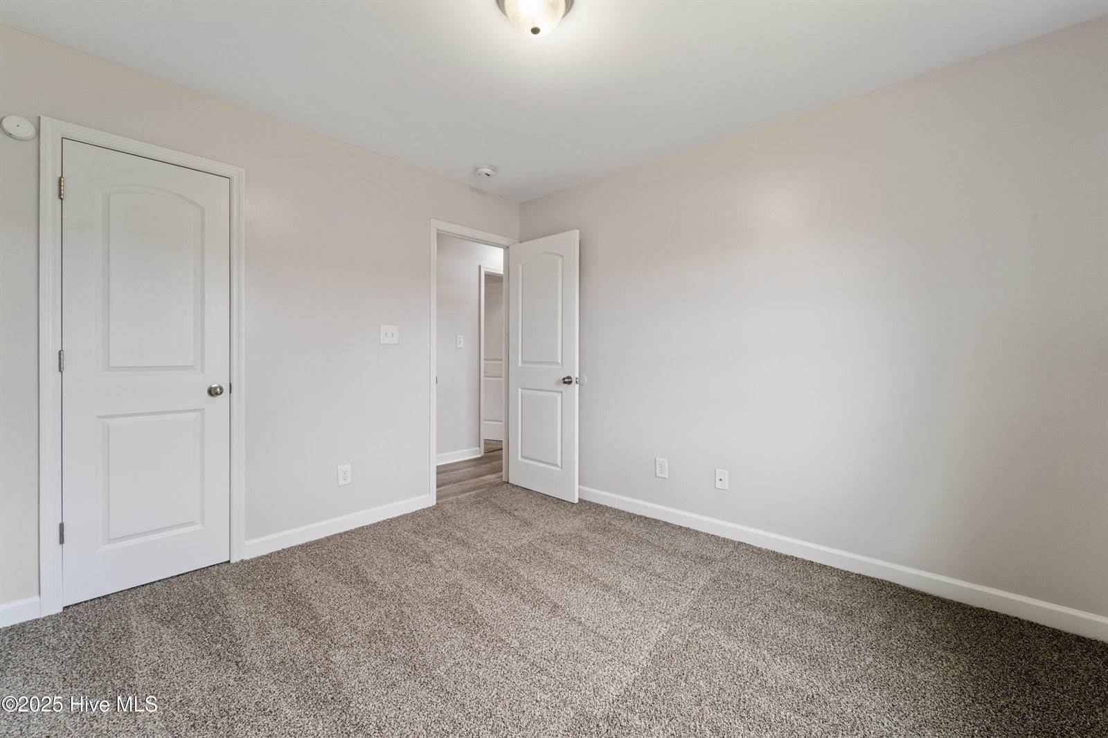 260 Rowland Drive, Richlands, NC 28574