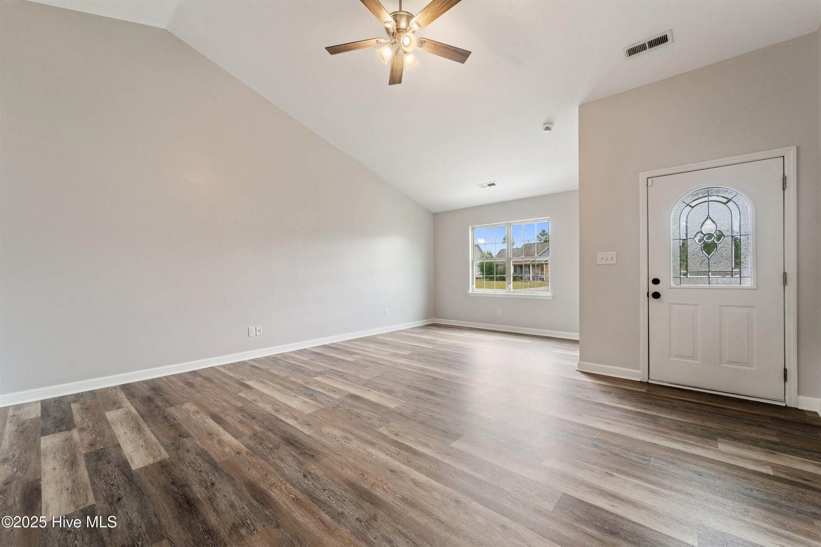 260 Rowland Drive, Richlands, NC 28574