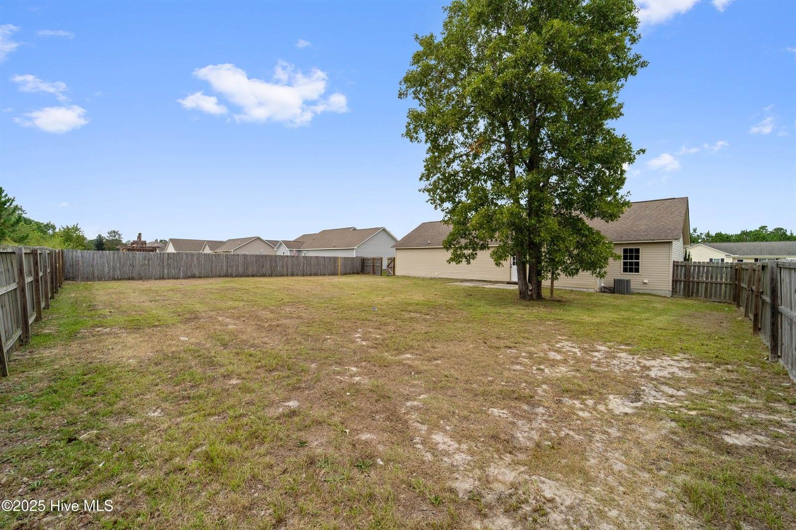 260 Rowland Drive, Richlands, NC 28574