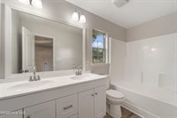 260 Rowland Drive, Richlands, NC 28574