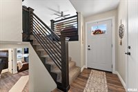 5406 Hillandale Road, Davenport, IA 52806