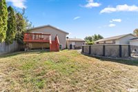 5406 Hillandale Road, Davenport, IA 52806