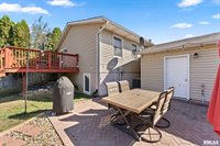 5406 Hillandale Road, Davenport, IA 52806