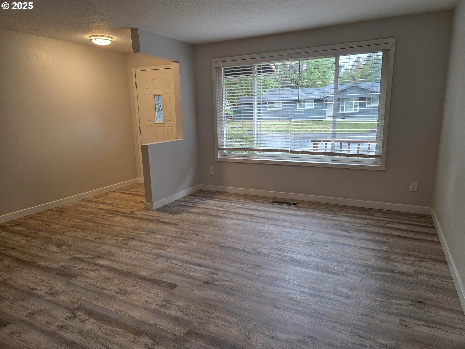 3512 SE Harlow Ct, Troutdale, OR 97060