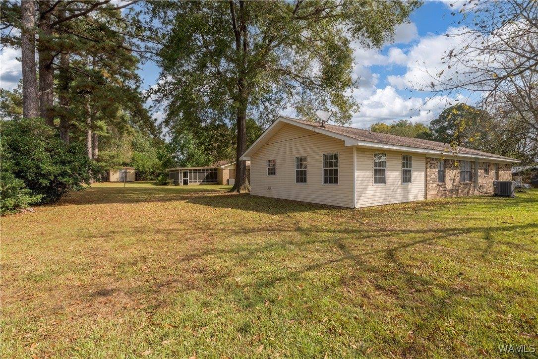 110 Lakeview Drive, Livingston, AL 35470