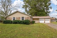 110 Lakeview Drive, Livingston, AL 35470