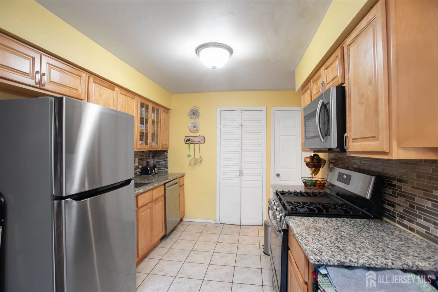 135 Beverly Hill Terr, Woodbridge Proper, NJ 07095