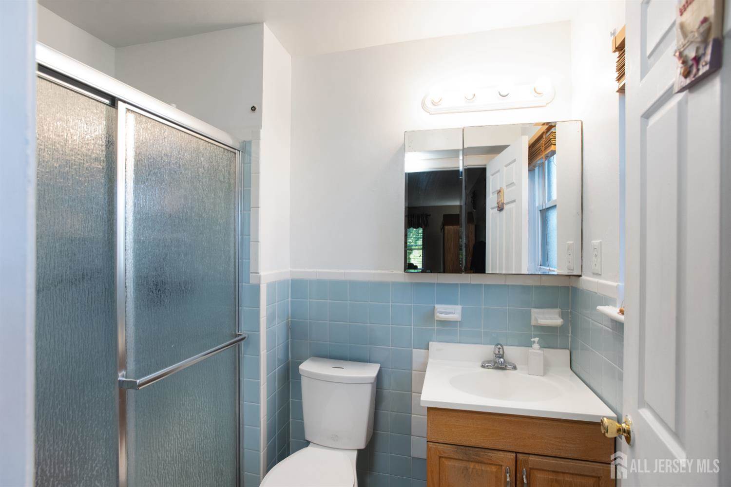 135 Beverly Hill Terr, Woodbridge Proper, NJ 07095