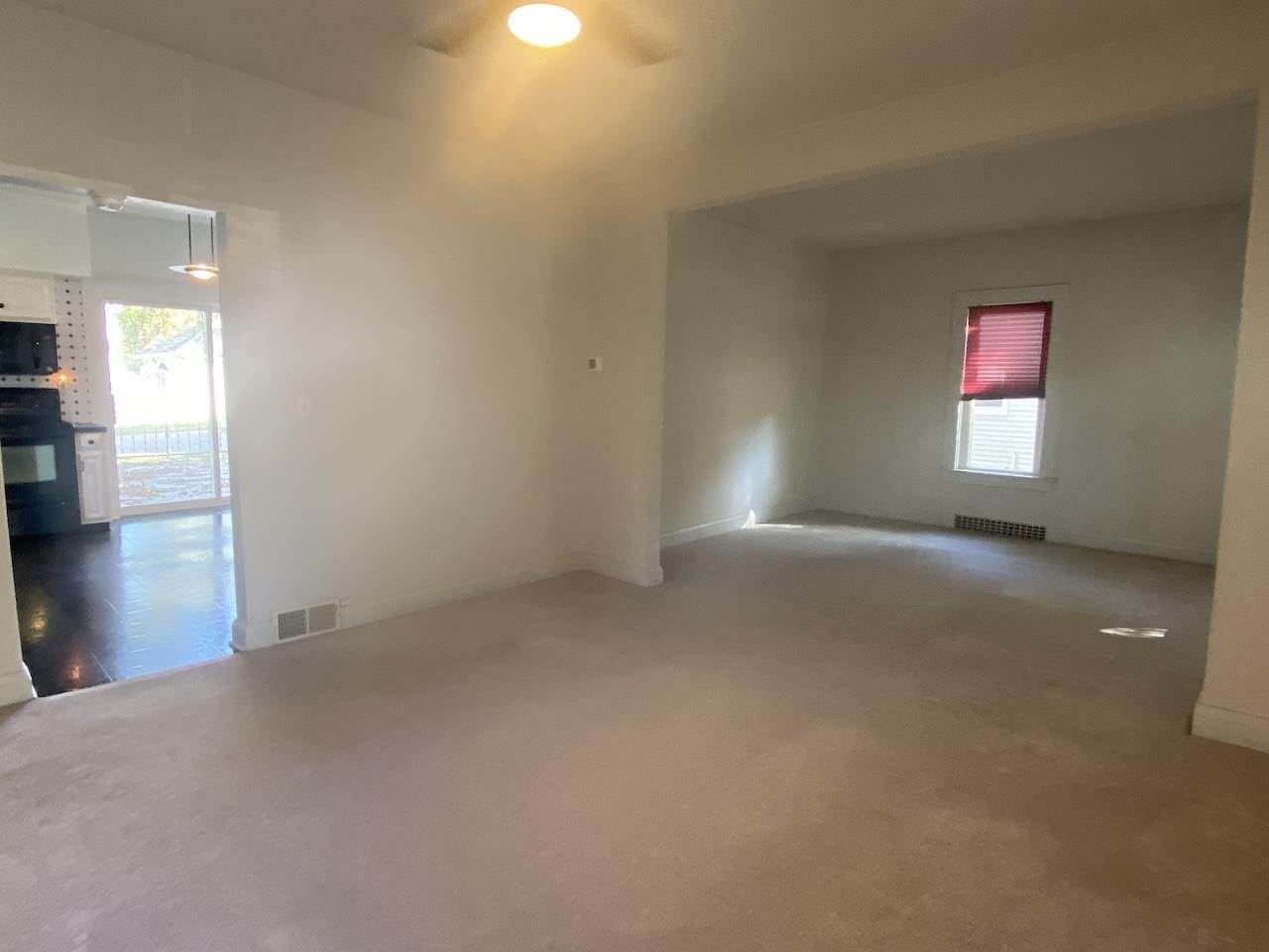 427 N 6th Avenue, Wausau, WI 54401