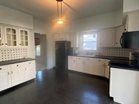 427 N 6th Avenue, Wausau, WI 54401