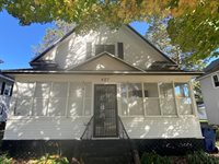 427 N 6th Avenue, Wausau, WI 54401