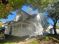 427 N 6th Avenue, Wausau, WI 54401