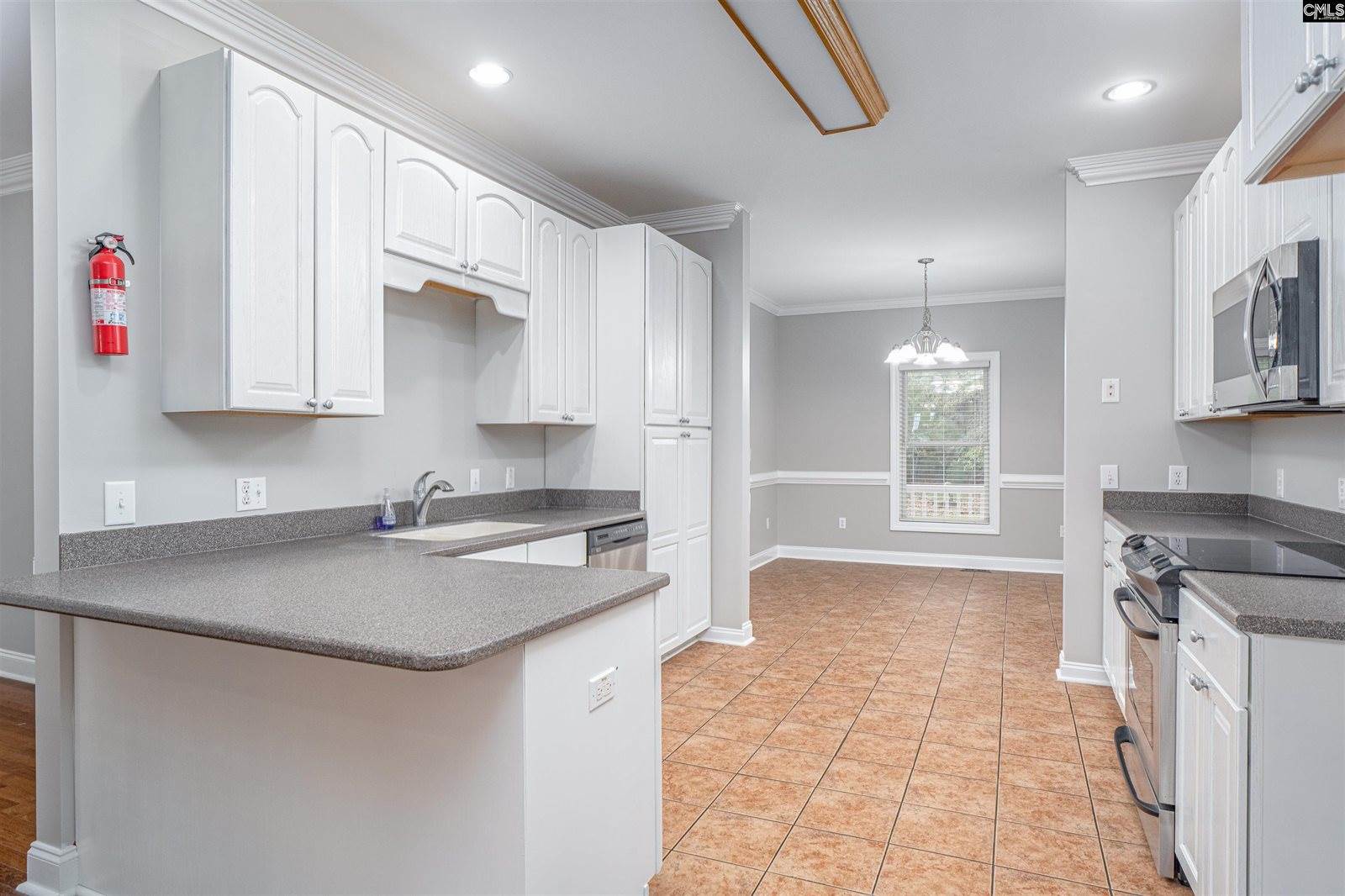 240 Jeter, Gilbert, SC 29054