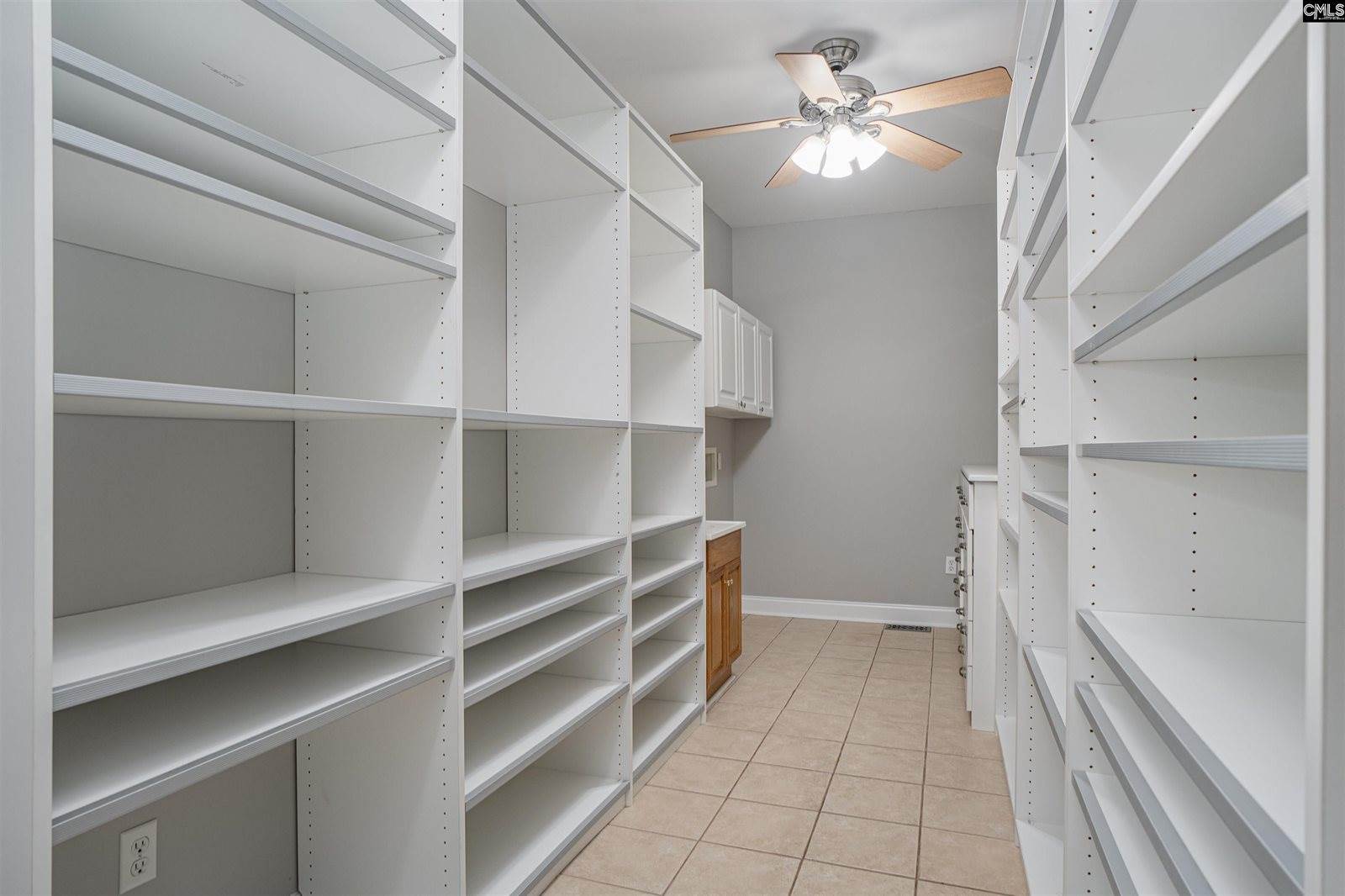 240 Jeter, Gilbert, SC 29054